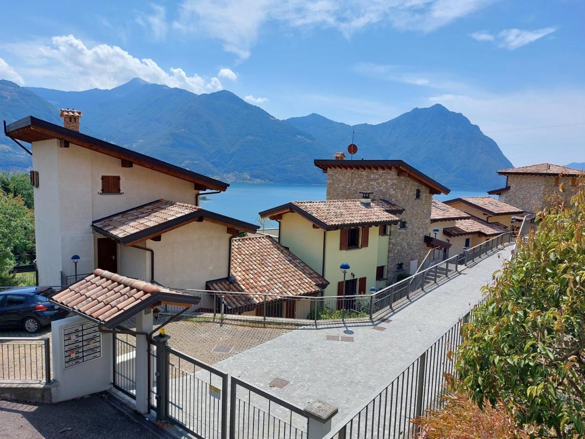 Iseo Lake Villa Con Vista Lago E Piscina Costa Volpino Eksteriør bilde
