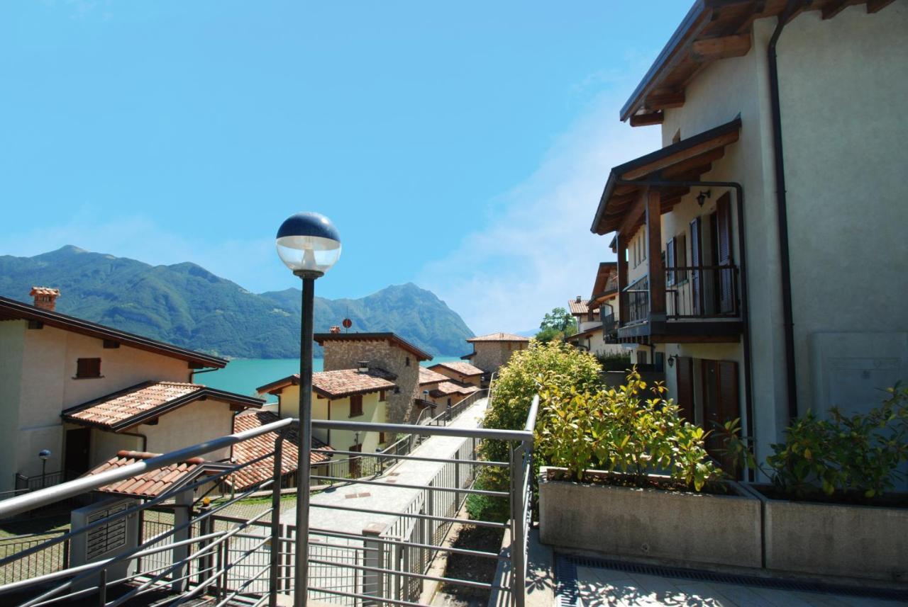 Iseo Lake Villa Con Vista Lago E Piscina Costa Volpino Eksteriør bilde
